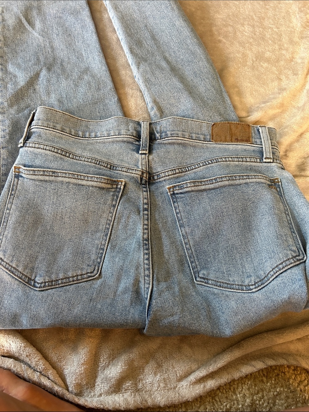 Madewell perfect vintage straight jean in light wash - Picture 7 of 7